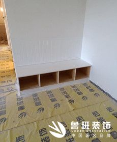 白樺林間三居室現(xiàn)代風(fēng)格正在施工